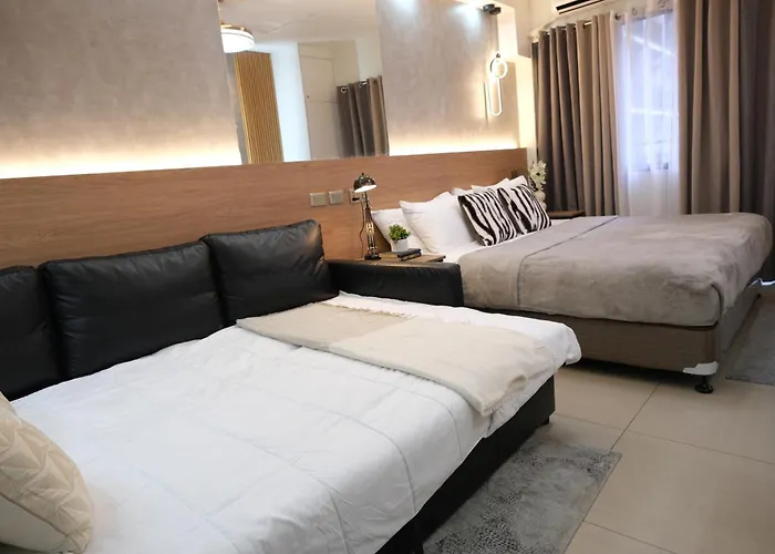 Apartment Stylish King Bed Condotel Near Mall Of & Airport - Jwl *