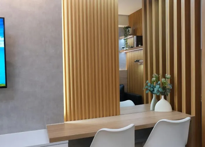 Stylish King Bed Condotel Near Mall Of & Airport - Jwl * Manila