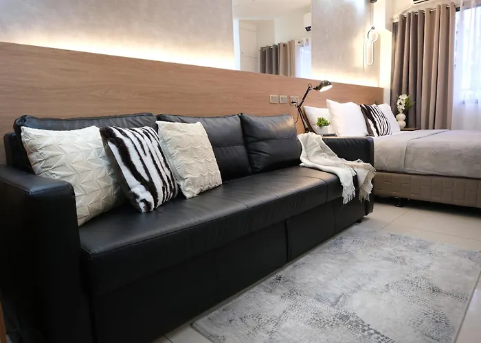 Apartment Stylish King Bed Condotel Near Mall Of & Airport - Jwl *