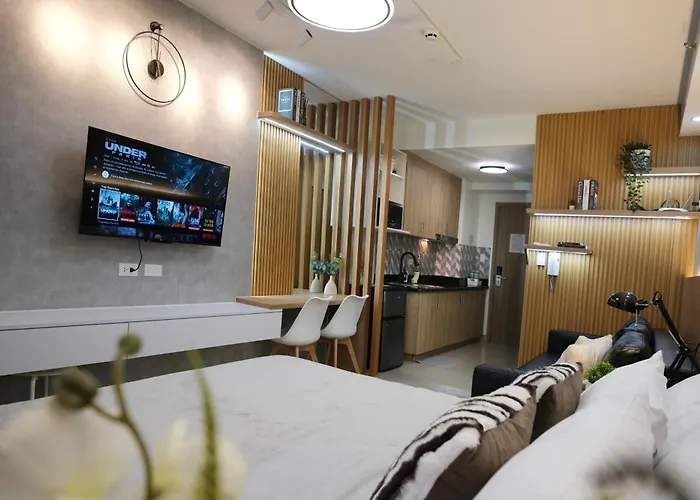 Stylish King Bed Condotel Near Mall Of & Airport - Jwl Apartment Manila